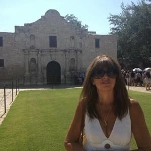 Meet your Posher, Suzanne